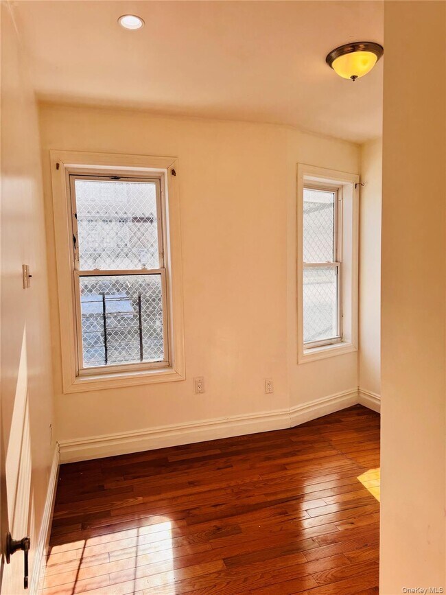 Foto del edificio - 3259 Decatur Ave