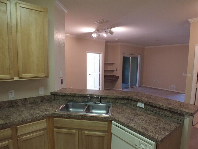 Foto del edificio - 10106 Courtney Oaks Cir