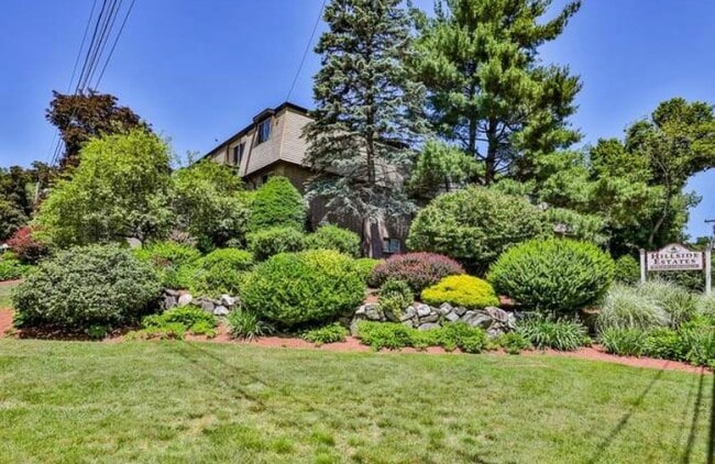 Building Photo - 3 Silvestri Cir