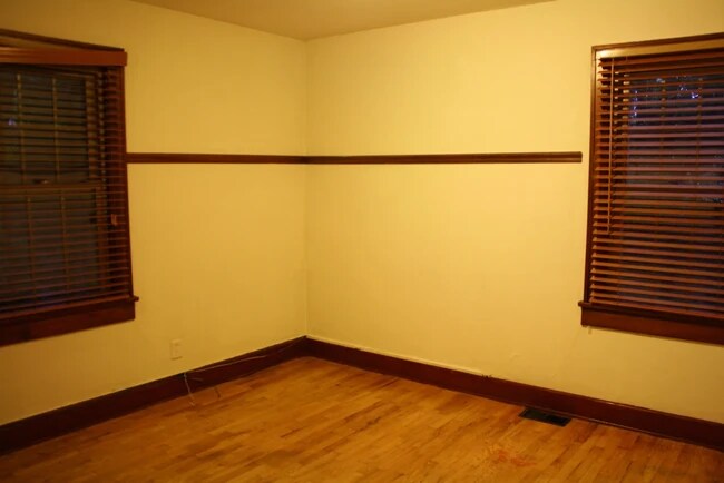 Foto del edificio - 708 N Washington St