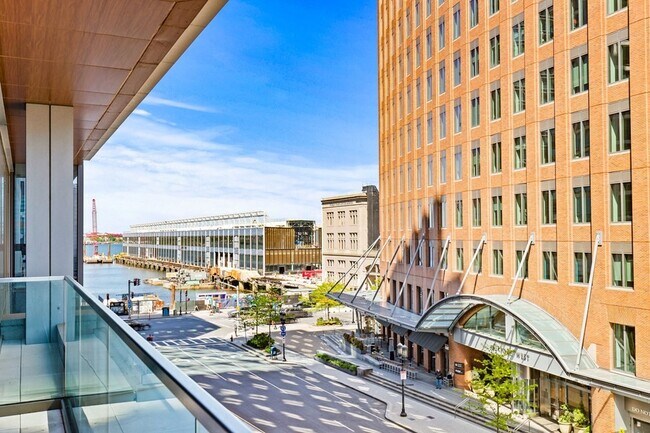 Building Photo - 135 Seaport Blvd
