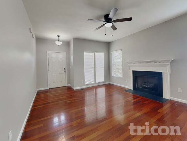 Foto del edificio - 101 Gupton Ct