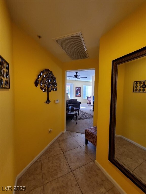 Foto del edificio - 47 E Agate Ave