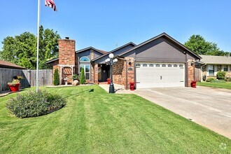 Building Photo - 14301 S Brent Dr