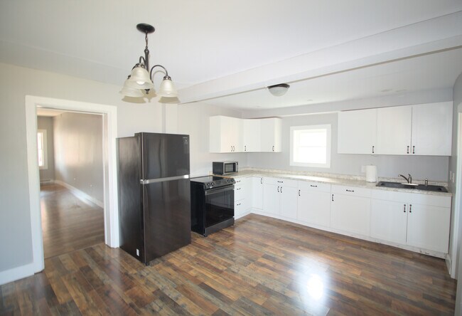 Kitchen - 5634 Old U.S. 22