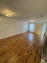 Building Photo - 286 Lexington Ave