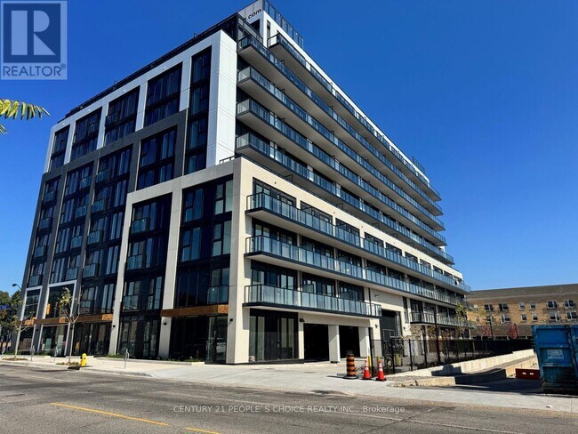 Building Photo - 801-801 The Queensway