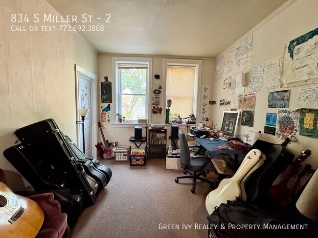 Foto del edificio - 834 S Miller St