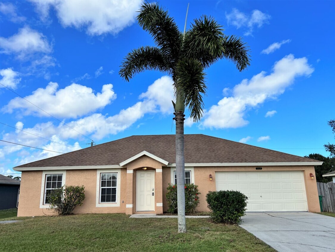 Foto principal - 549 SW Ester Ave