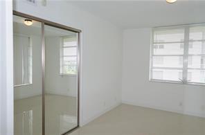 Building Photo - 2651 S Course Dr