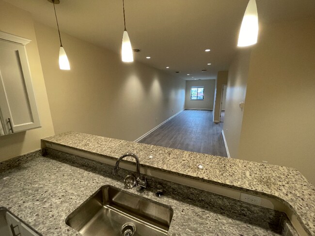 Building Photo - 192 Erie Blvd