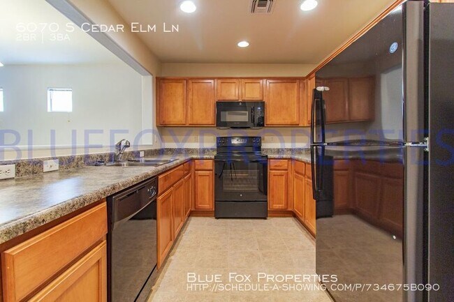 Building Photo - 2-Story home in beautiful community!