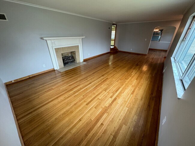 Foto del edificio - 2770 Tremont Rd