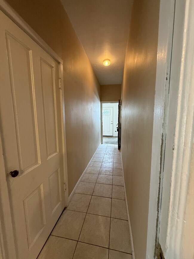 Foto del edificio - 424 W 17th St