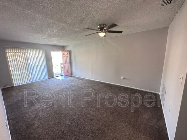 Building Photo - 4151 S Semoran Blvd