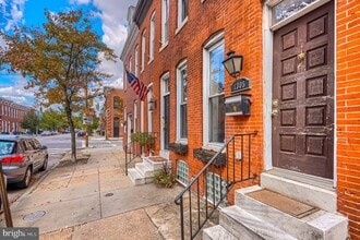 Building Photo - 1305 S Hanover St