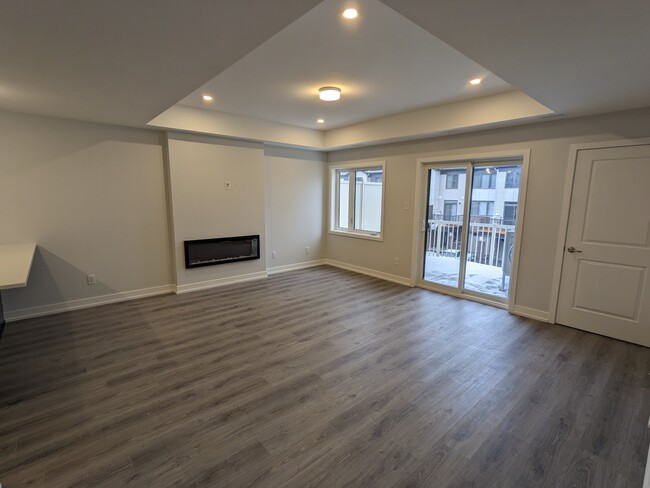 Building Photo - 270 Anyolite Private