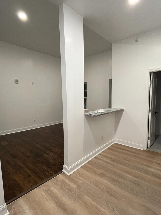 Building Photo - 1 N Potomac St