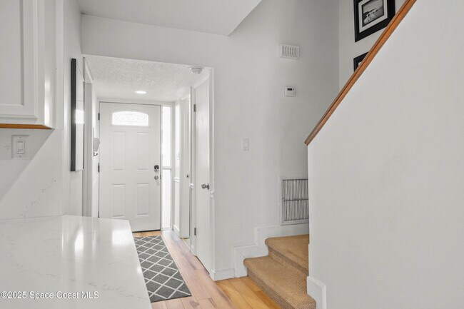 Building Photo - 128 Palmetto Ave