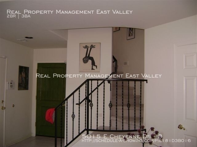 Building Photo - 5015 E Cheyenne Dr