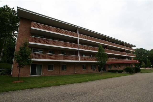 Building Photo - 2051 Allen Blvd