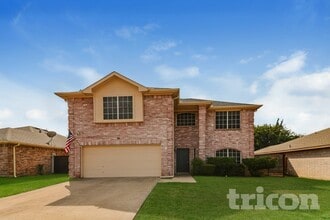 Building Photo - 1505 Yellowbird Ct