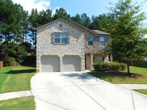 Building Photo - 2442 Martini Way