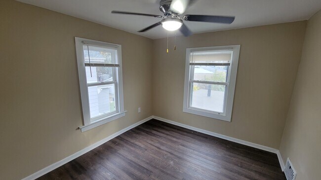 Foto del edificio - 431 Delmar Ave