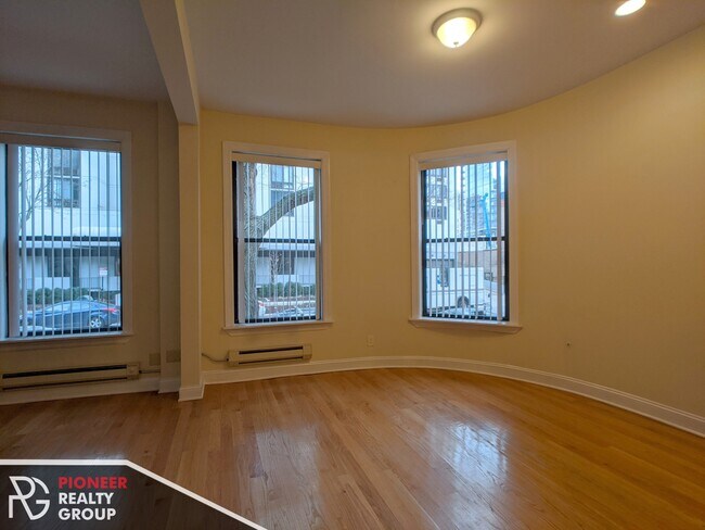 Foto del edificio - 1224 N Dearborn St