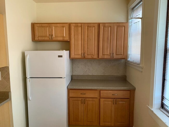 Building Photo - Howard Beach Apartments