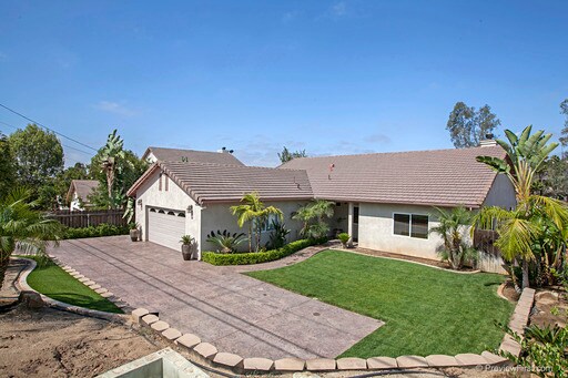 Primary Photo - 827 Morro Rd