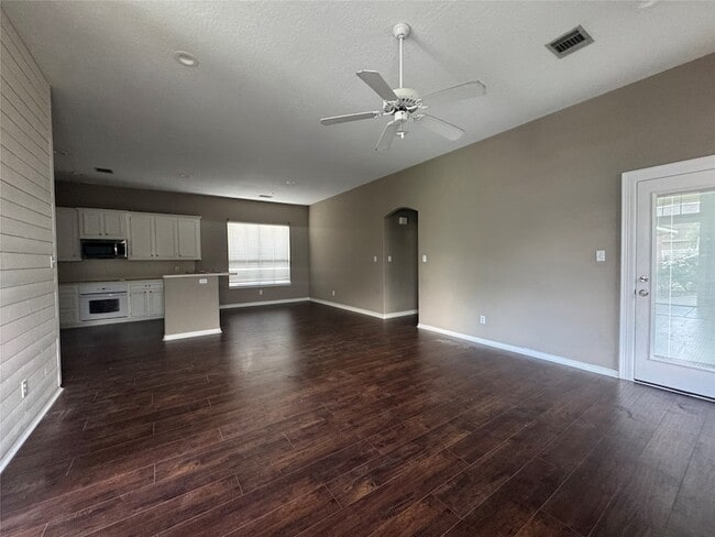 Building Photo - 13032 Centaurus Ct