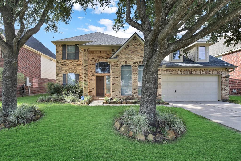 Foto principal - 2510 Pine Brook Dr