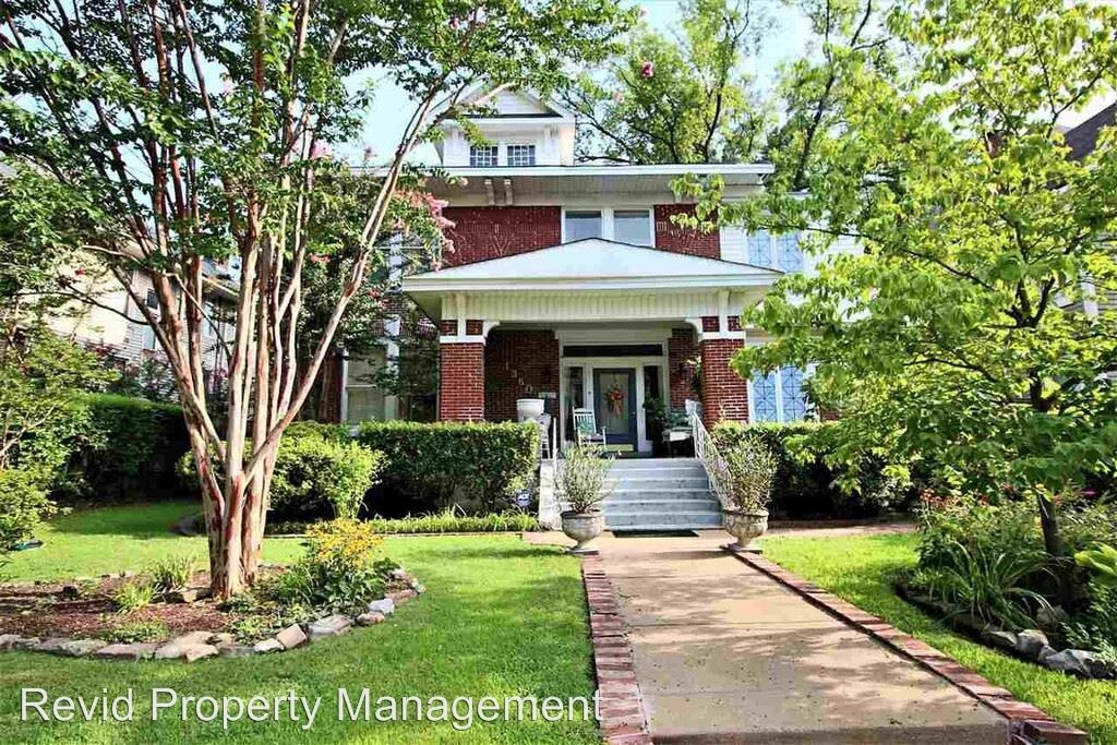 Primary Photo - 1360 Carr Ave