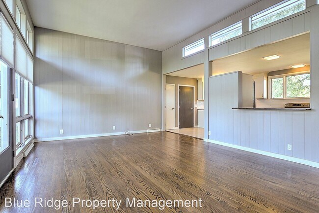 Foto del edificio - 3 br, 2 bath House - 2001 Hermitage