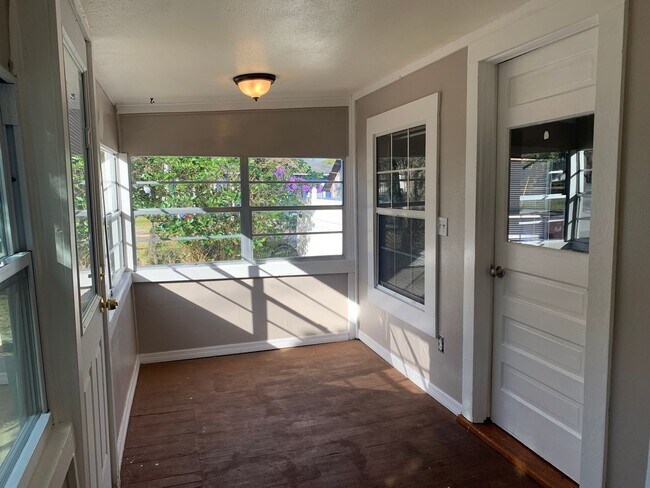 Foto del edificio - MOVE IN SPECIAL- Cozy 2 Bed/ 1 Bath Home in Saint Cloud