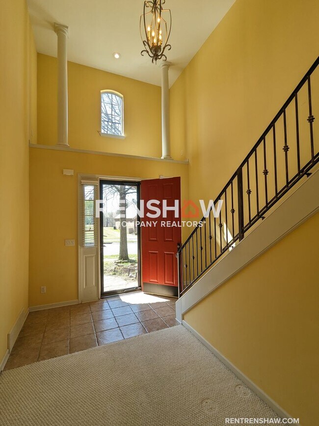 Foto del edificio - Spacious 4/2.5 Arlington Home Now Availabl...