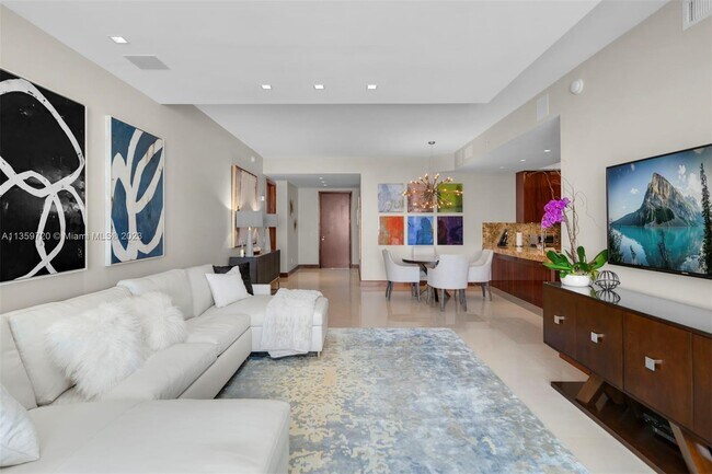Foto del edificio - 9703 Collins Ave