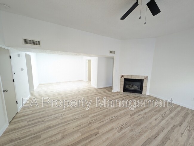 Foto del edificio - 3301 Schumacher St NW