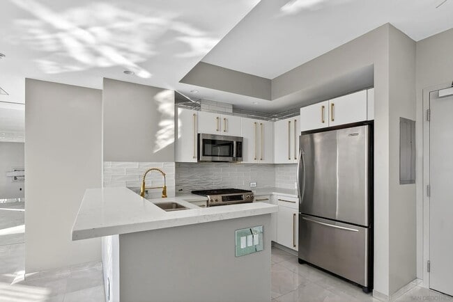 Foto del edificio - 321 Tenth Ave