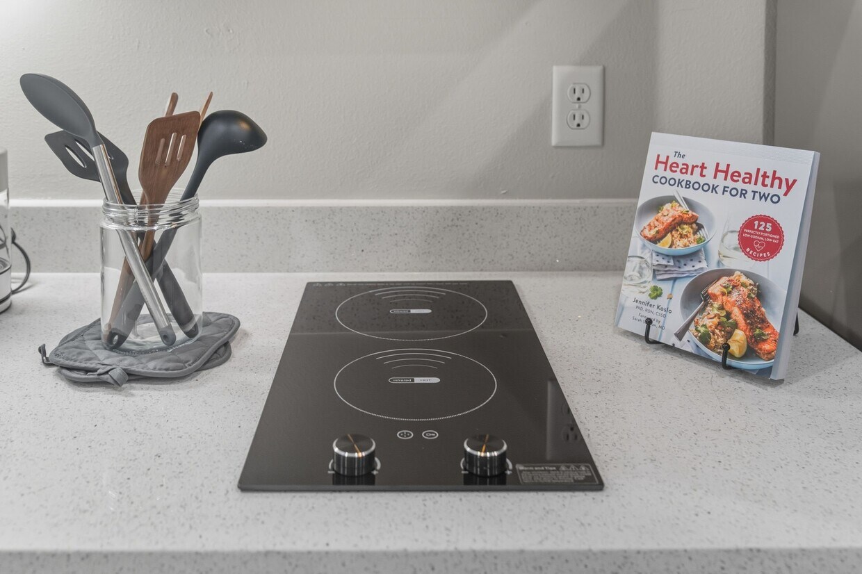 Foto del edificio - 4229 Elmwood St