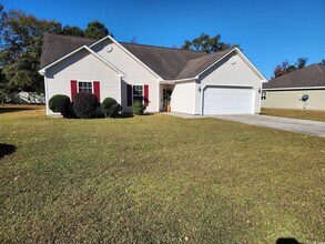 Building Photo - 176 Whispering Oaks Dr