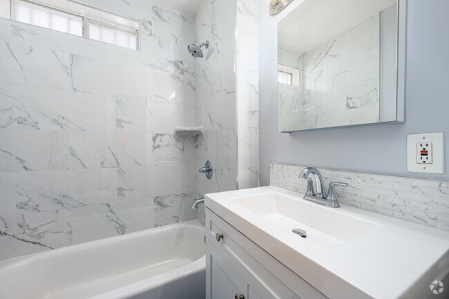 Estudio - 380 pies cuadrados - Baño - 11440 Old River School Rd