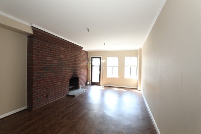 Building Photo - 1071 Paper Mill Ct NW