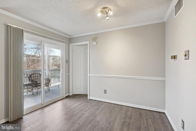 Foto del edificio - 1536 Lincoln Way