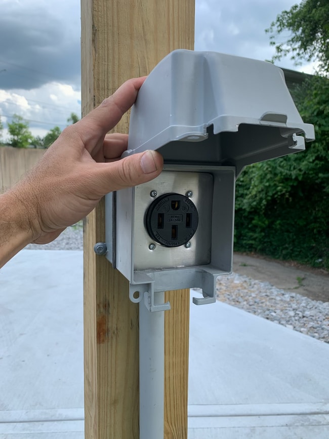 Carga de vehículos eléctricos de 240 V - 2546 Duck Creek Rd