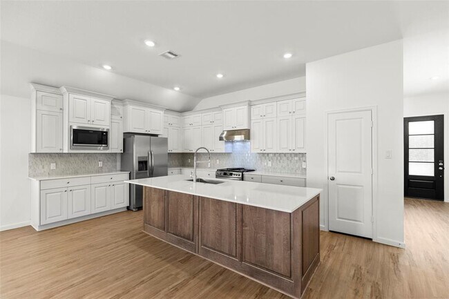 Building Photo - 30314 Tall Fescue Dr