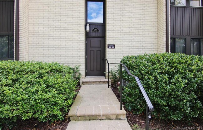 Foto del edificio - 249 Hamilton Ave