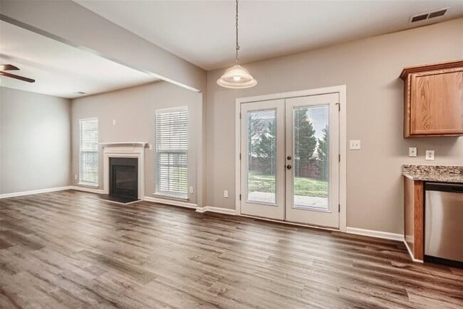 Building Photo - 5905 Barefoot Ln, Concord, NC, 28025