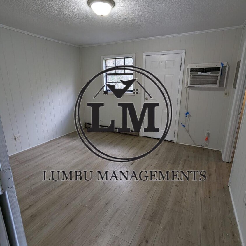 Foto principal - 1705 Rolling Meadow Ct